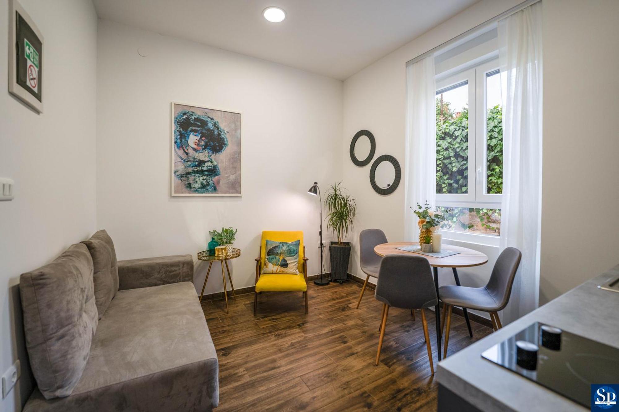 Colosseum Garden Studio Apartments Πούλα Εξωτερικό φωτογραφία