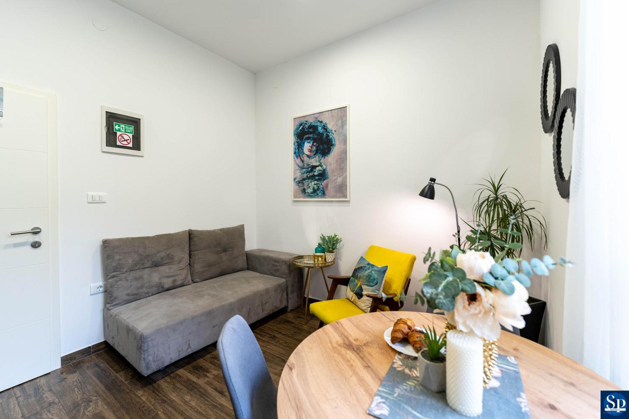 Colosseum Garden Studio Apartments Πούλα Εξωτερικό φωτογραφία